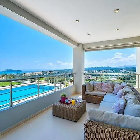 Athinais Villa