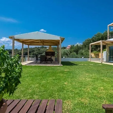 Athinais Villa *