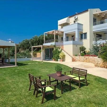 Athinais * Gerani (Chania)